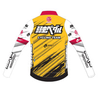 フリースジャケット